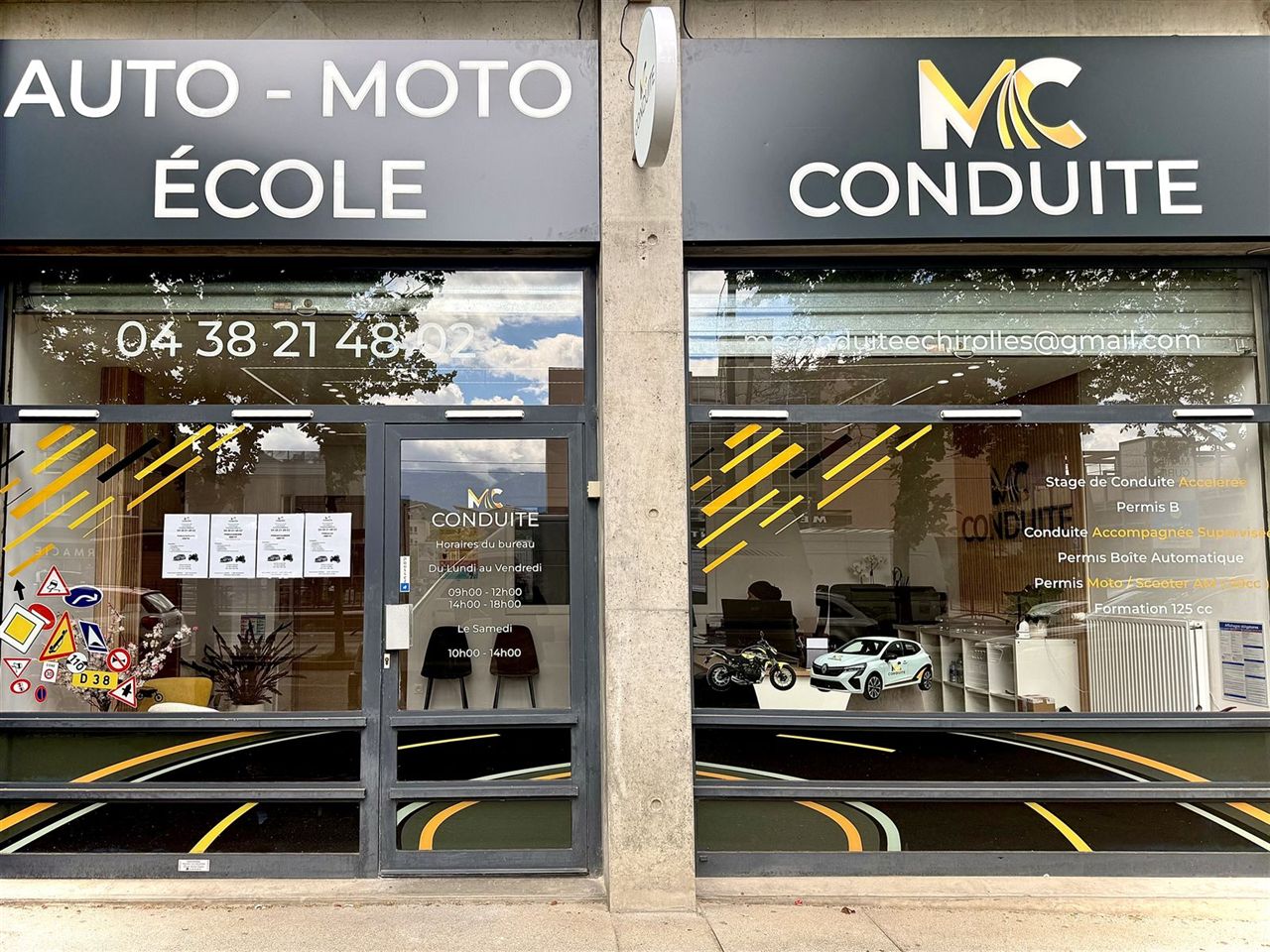 Devanture de l'auto-école MC Conduite à Échirolles